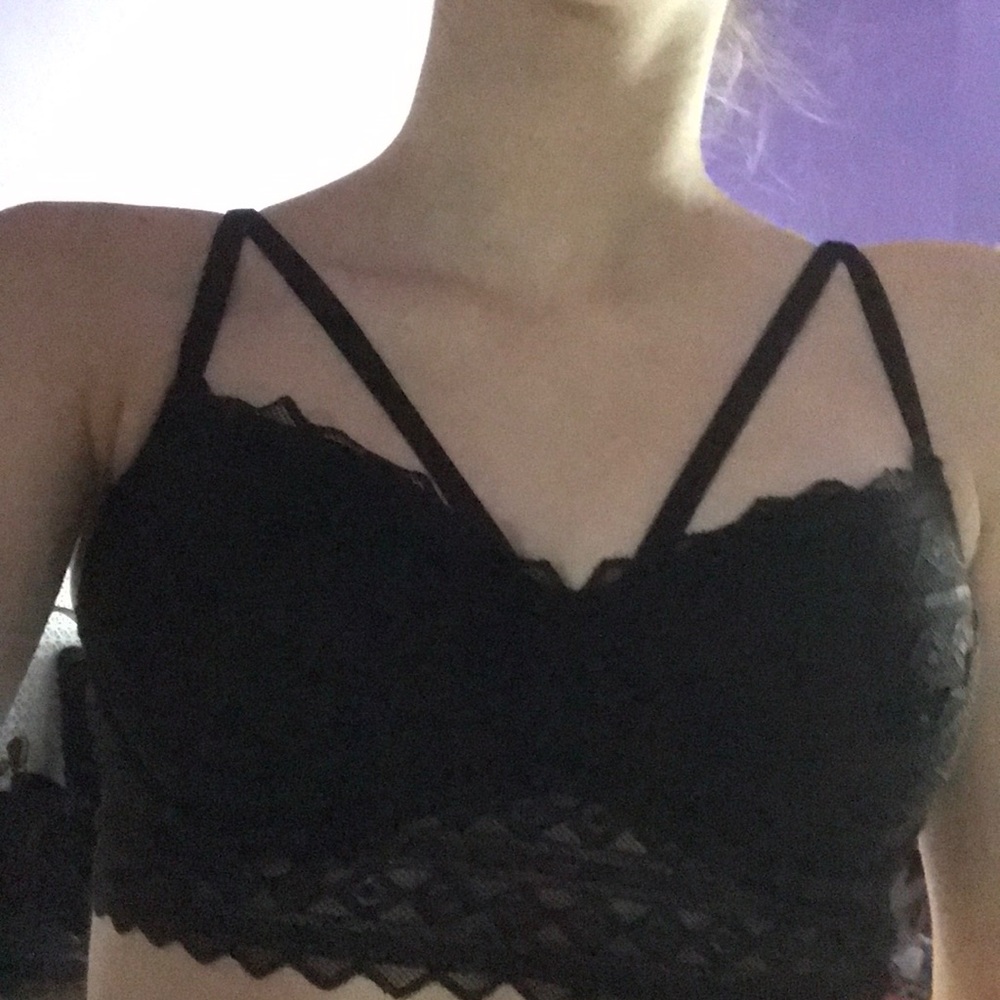 Supportive lacy bralette from Pink